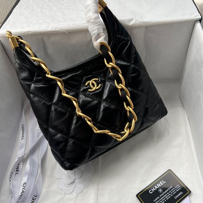 Ch**el hobo bags